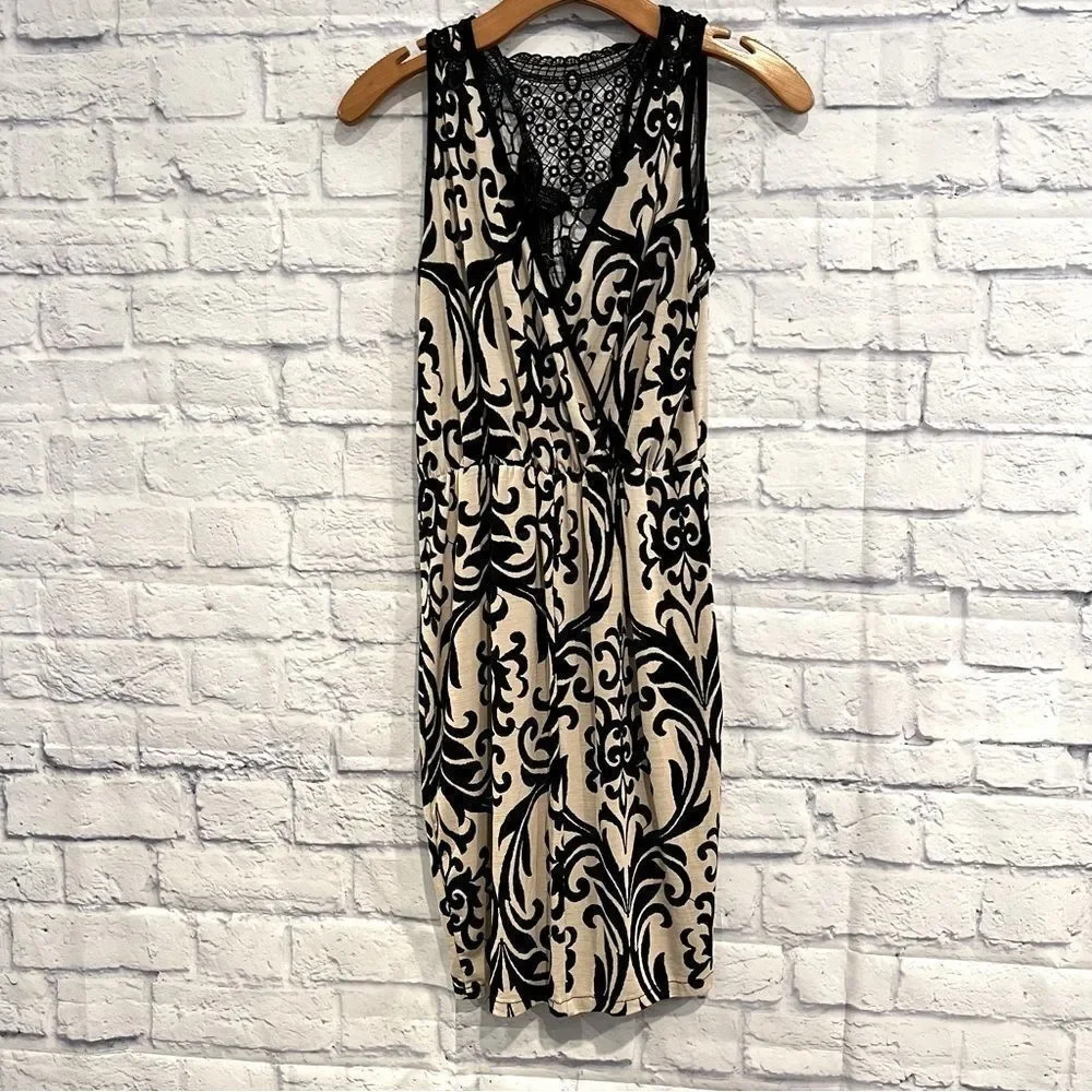 Alt.B Women’s Black Tan Floral Lace‎ Insert Sleeveless Mini Dress Small